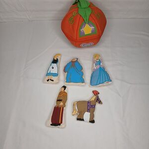 Pockets of Learning Cinderella Pumkin 5 Finger Puppet Set Prince Blue Fairy